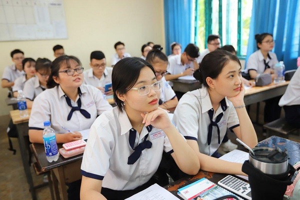 Bỏ tính điểm trung bình tất cả các môn ở bậc THCS và THPT