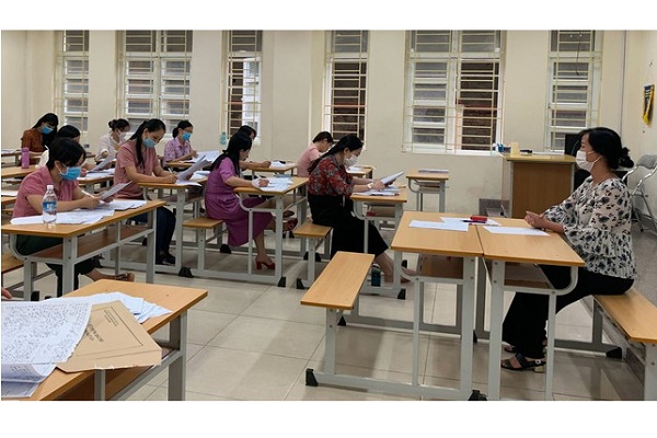 Chấm thi Ngữ văn: Một tỉnh có 2 điểm liệt, 186 Bet88447 nhà cái bóng đá world cup điểm 9 trở lên, không có điểm 10