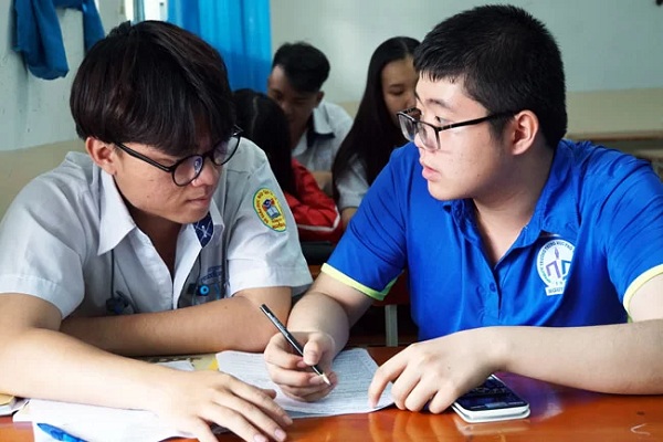 Điểm chuẩn ngành kỹ thuật tăng mạnh