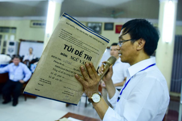 Hội đồng ra đề thi THPT quốc gia 2019 gồm những ai?