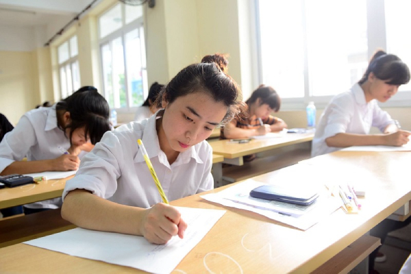 Bẫy thường gặp trong đề thi Tiếng Anh Bet88 2026 nổ hũ và xổ số THPT