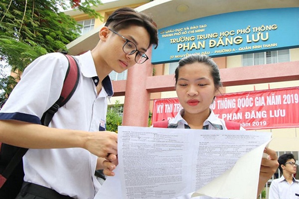 Biến động điểm chuẩn ở các trường phía Nam