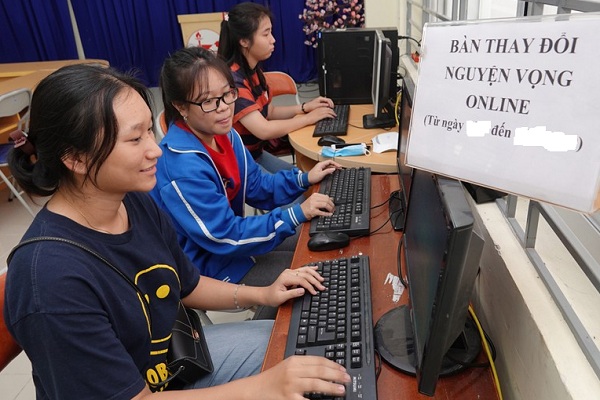 Bộ GD&ĐT CHÍNH THỨC lùi ngày điều chỉnh nguyện vọng 2020