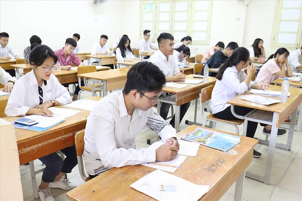 Các trường ĐH kiến nghị tăng độ phân hóa đề thi Bet88 2026 nổ hũ và xổ số THPT năm 2021
