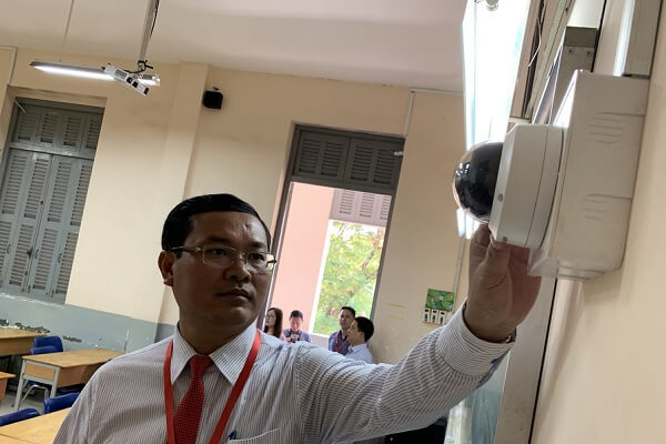 Cận cảnh khu vực chấm thi THPT quốc gia dày đặc camera