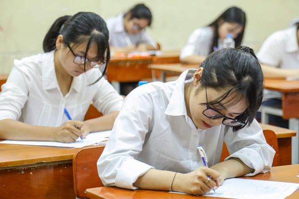 Công khai đường dây nóng xử lý thông tin thi THPT quốc gia