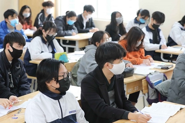 Nhà Cái Bet88 Com Đăng Ký Nhận 88k và Cao đẳng khác nhau ra sao? Nên học ĐH hay Cao đẳng?