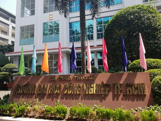 ĐH Công nghiệp TP.HCM công bố kết quả trúng tuyển theo học bạ và tuyển thẳng