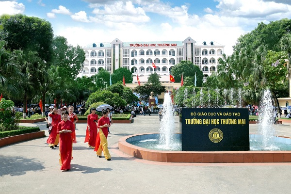 ĐH Thương Mại công bố phương án Bet888com game nổ hũ uy tín 2021