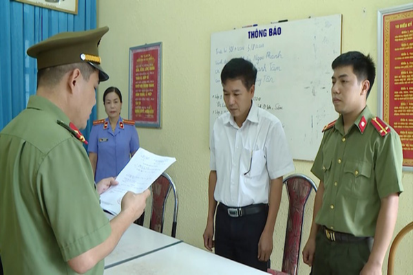 Gian lận thi cử ở Sơn La: Giá nâng điểm mỗi trường hợp trung bình 1 tỉ đồng!