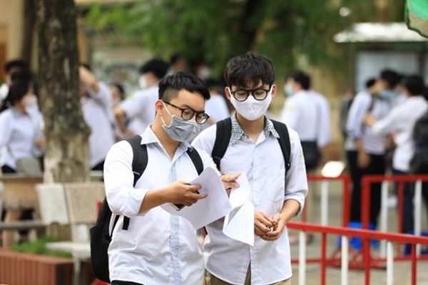 Giáo viên hướng dẫn né bẫy để đạt điểm cao môn Ngoại ngữ thi Bet88 2026 nổ hũ và xổ số THPT