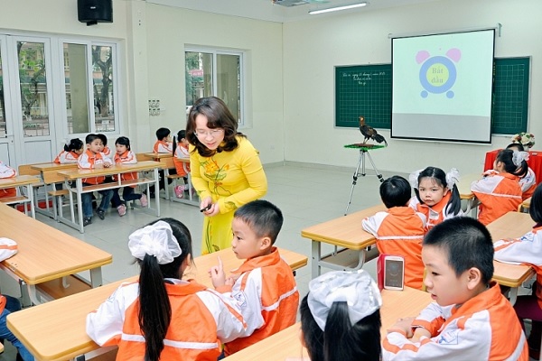 Học sư phạm, ra trường không theo nghề giáo viên thì bồi hoàn kinh phí đào tạo thế nào?