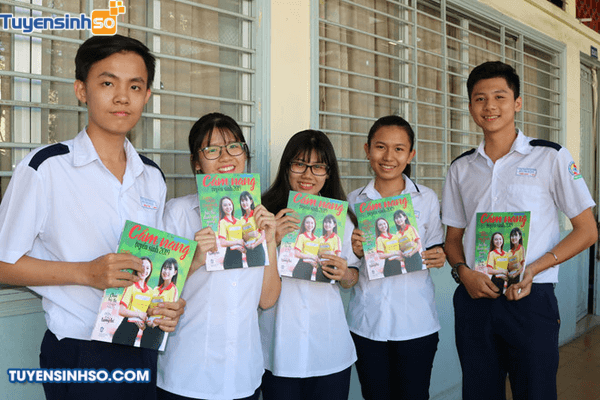Hôm nay phát hành Cẩm nang Bet888com game nổ hũ uy tín Thanh Niên 2019