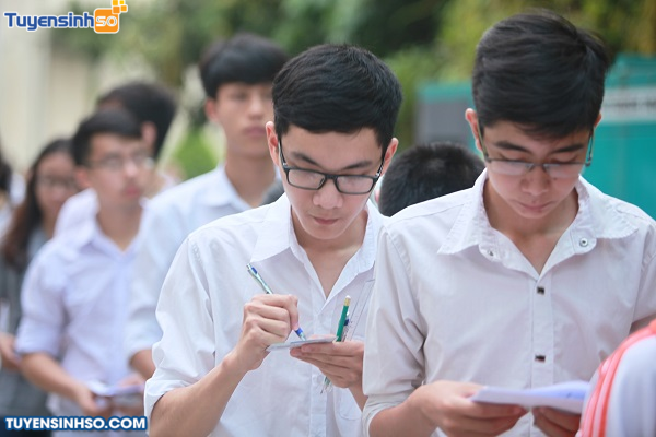 Cách tính điểm ưu tiên khu vực khi hộ khẩu và nơi học khác nhau