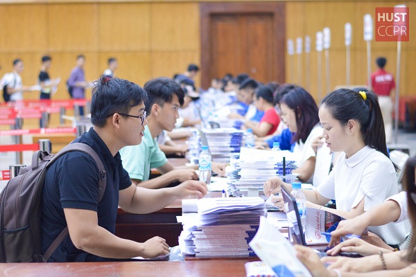 Nhiều Bet88447 nhà cái bóng đá world cup nhập học rồi vẫn trượt vì điều kiện học bạ tại ĐH Bách khoa HN