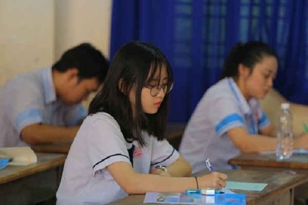 Thứ trưởng Bộ GD&ĐT: Có thể lùi thời gian kì thi THPT quốc gia 2020