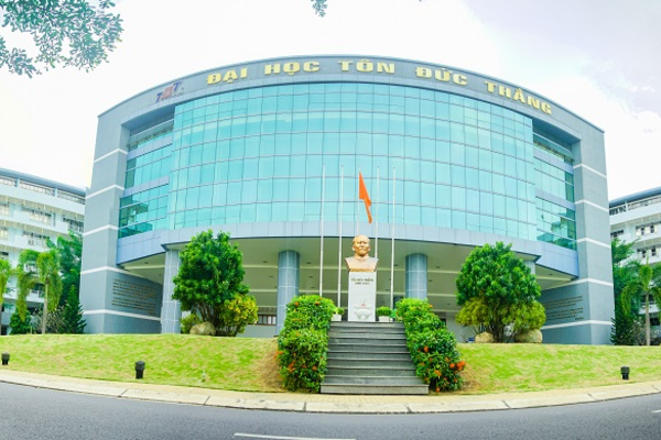 Tổng kết số lượng nguyện vọng đăng ký vào các trường HOT tại TP.HCM