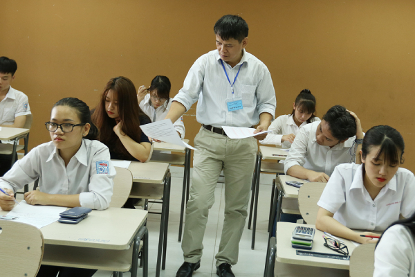 Trường ĐH nào coi thi, chấm thi THPT quốc gia 2019 cụm Hà Nội, TP.HCM?