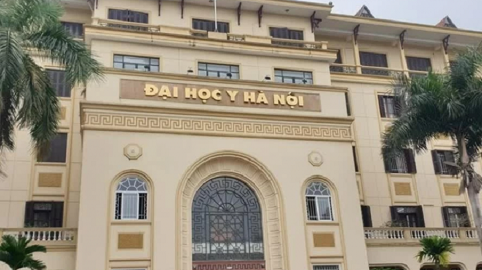 nam-2026-truong-dai-hoc-y-ha-noi-se-giam-chi-tieu-tuyen-sinh-1
