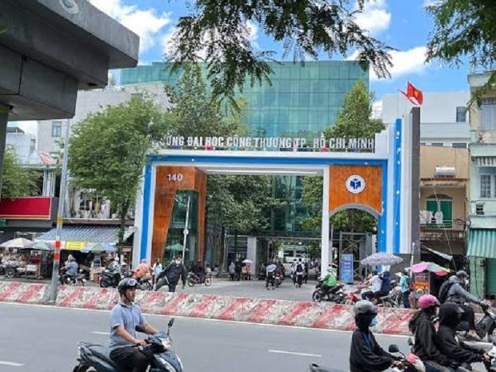 du-doan-diem-chuan-truong-dh-cong-thuong-tphcm-co-nganh-27-diem-1